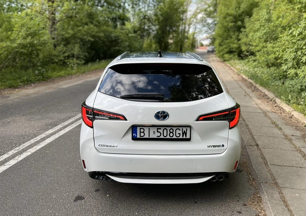 Toyota Corolla cena 90000 przebieg: 25600, rok produkcji 2021 z Białystok małe 781